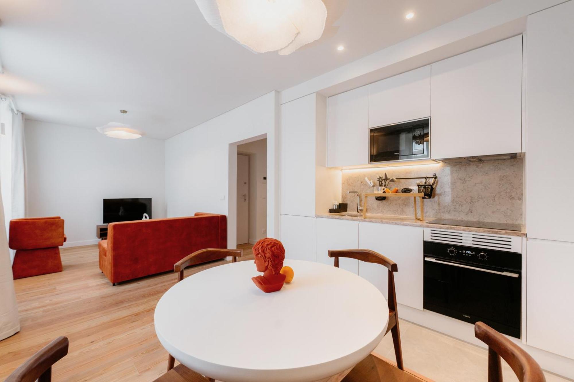 Mary Orange - No 236 Rc D - Contemporary Two-bedroom Haven Appartement Lisboa